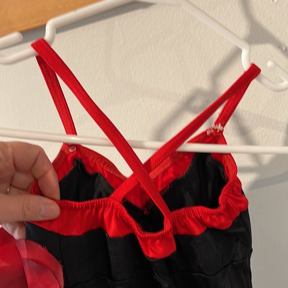 Spanish Kelle Dance Costume - Picture 4 of 5